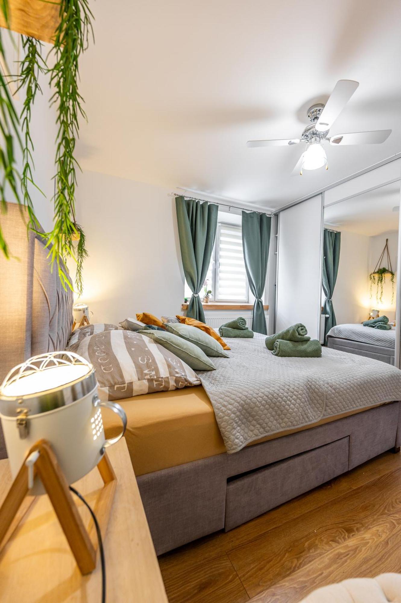 Blizko Stanice Apartment Kosice Center Екстер'єр фото